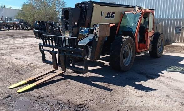 JLG 1055 Manipulador telescópico