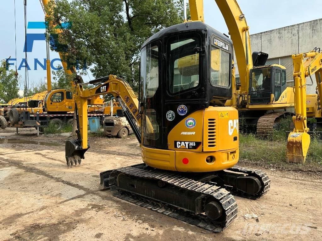 CAT 303 CR Miniescavadeiras
