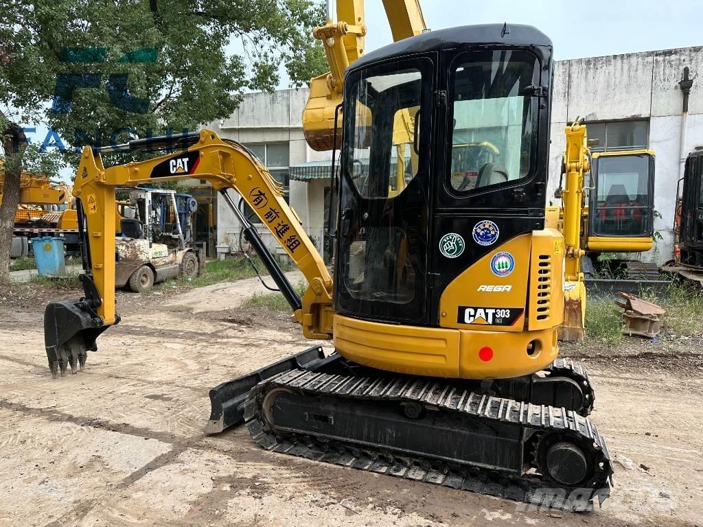 CAT 303 CR Miniescavadeiras