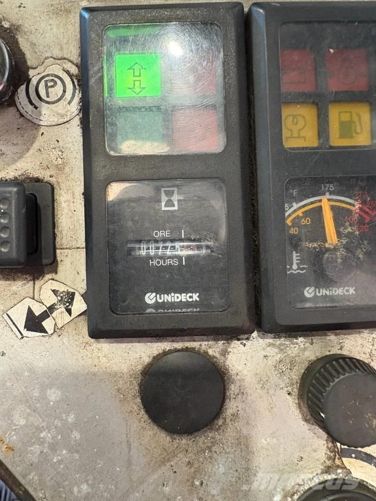 Combilift C 8000 Empilhadores de 4 vias