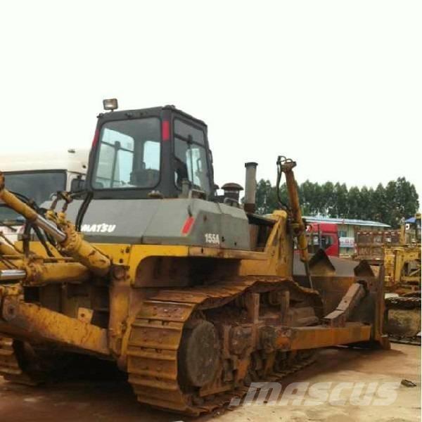 Komatsu d155a-3 Dozers - Tratores rastos