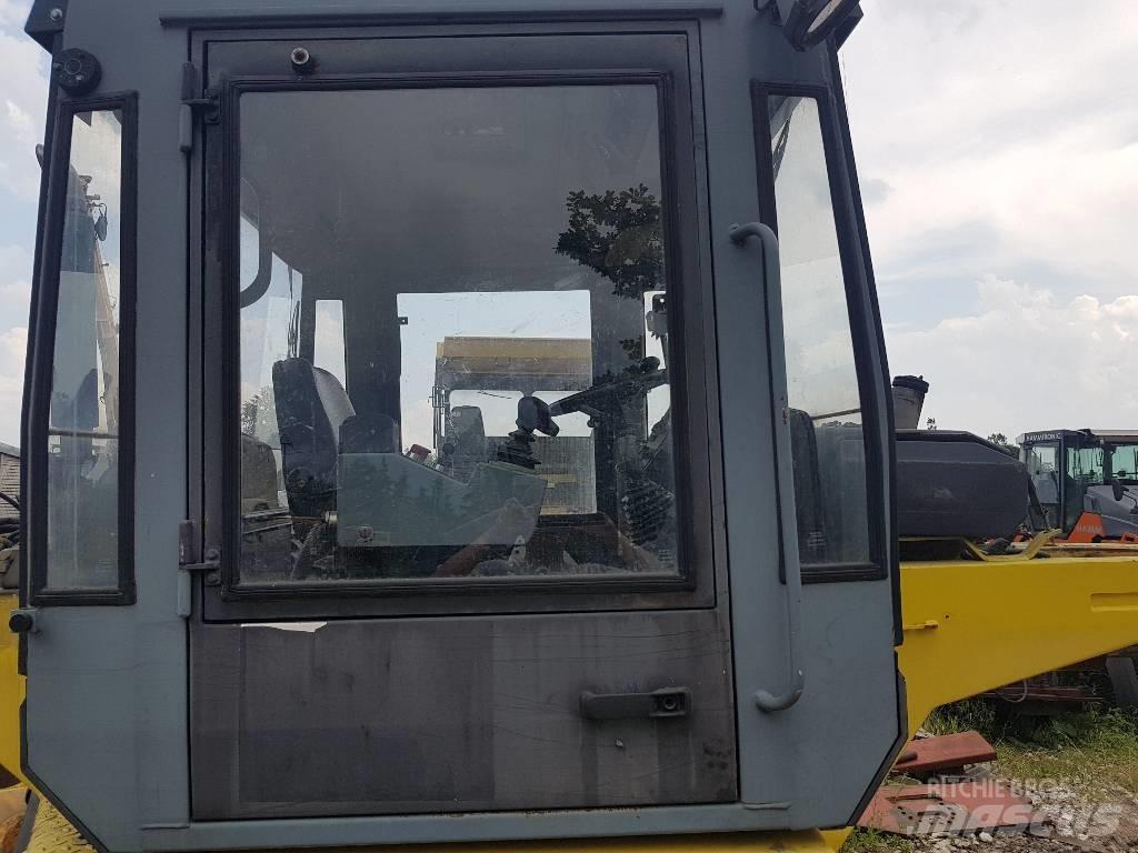 Bomag BW 184 AD Cabina