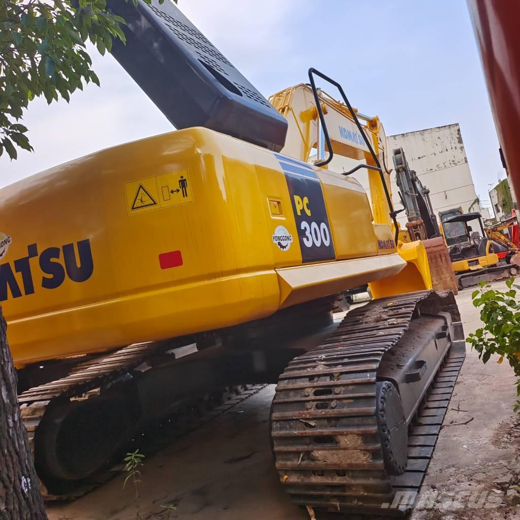 Komatsu PC 300 Escavadeiras de esteiras