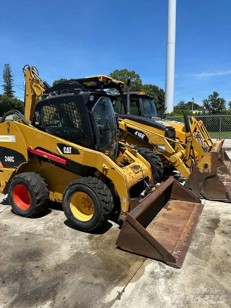 CAT 246C Minicarregadeiras