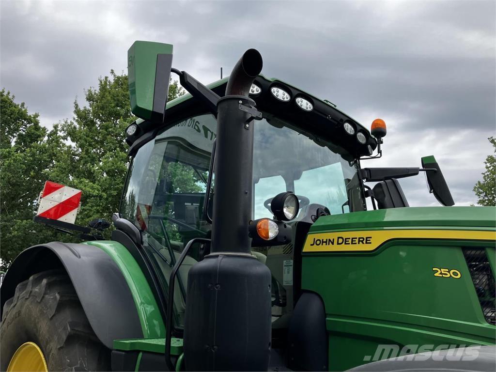 John Deere 6R 250 Tratores Agrícolas usados