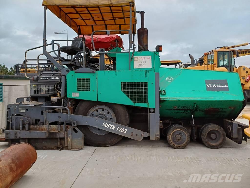 Vögele super 1302 Espalhadoras de asfalto