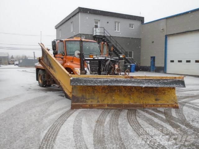 International 7400 Lâminas de neve e arados
