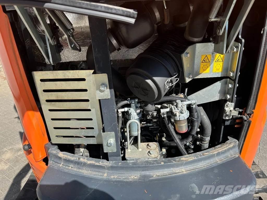 Hitachi ZX26U-6CR Miniescavadeiras