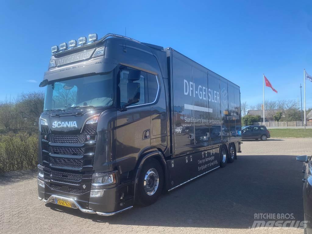 Scania S 520 Caminhões de caixa fechada
