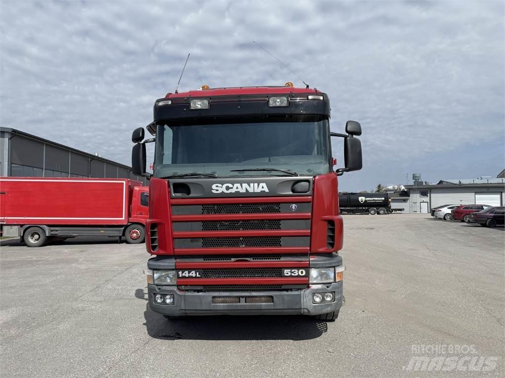 Scania R144 6X2 Camiões Ampliroll