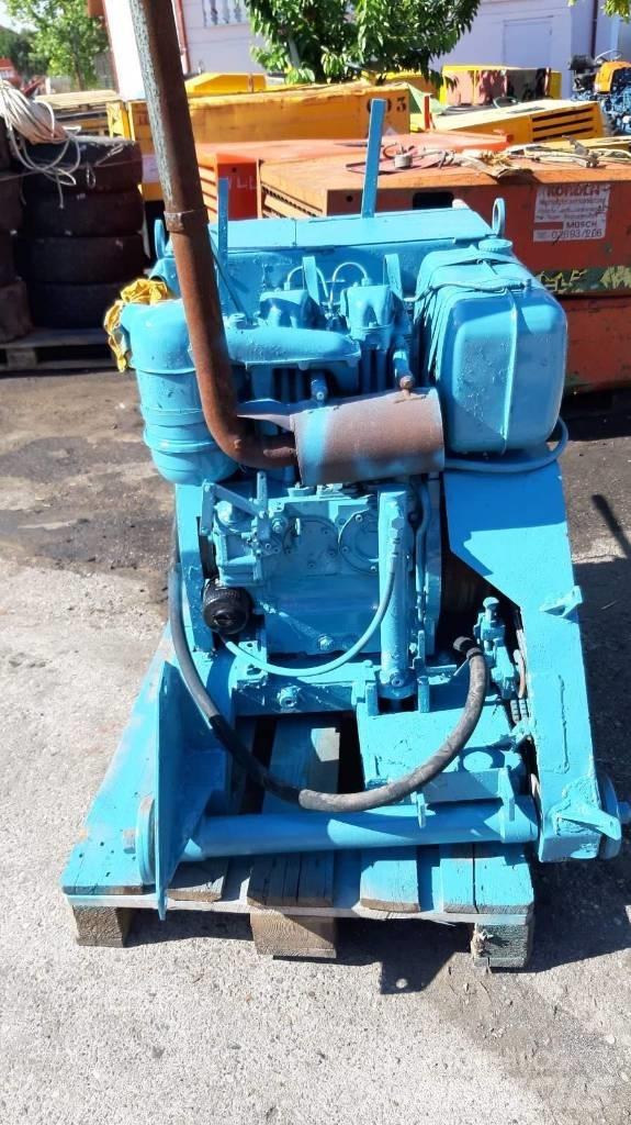 Hanix 32 HP Construção - Outros
