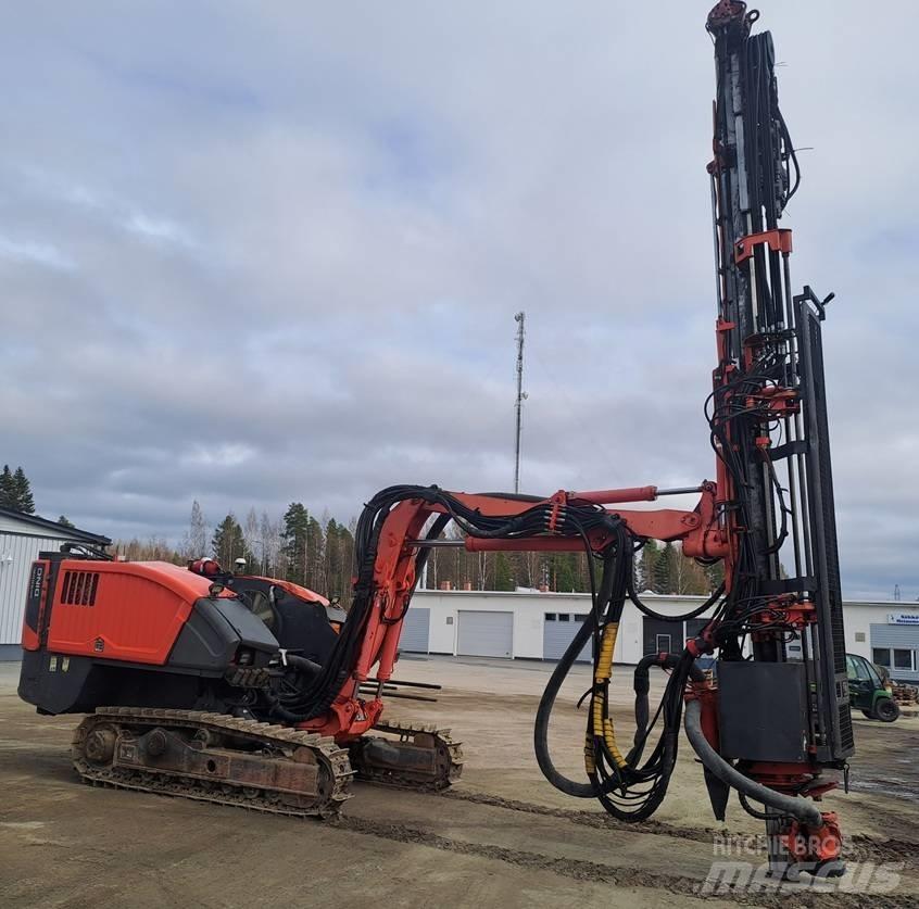 Sandvik DC 410 Ri Perfuradoras de superfície