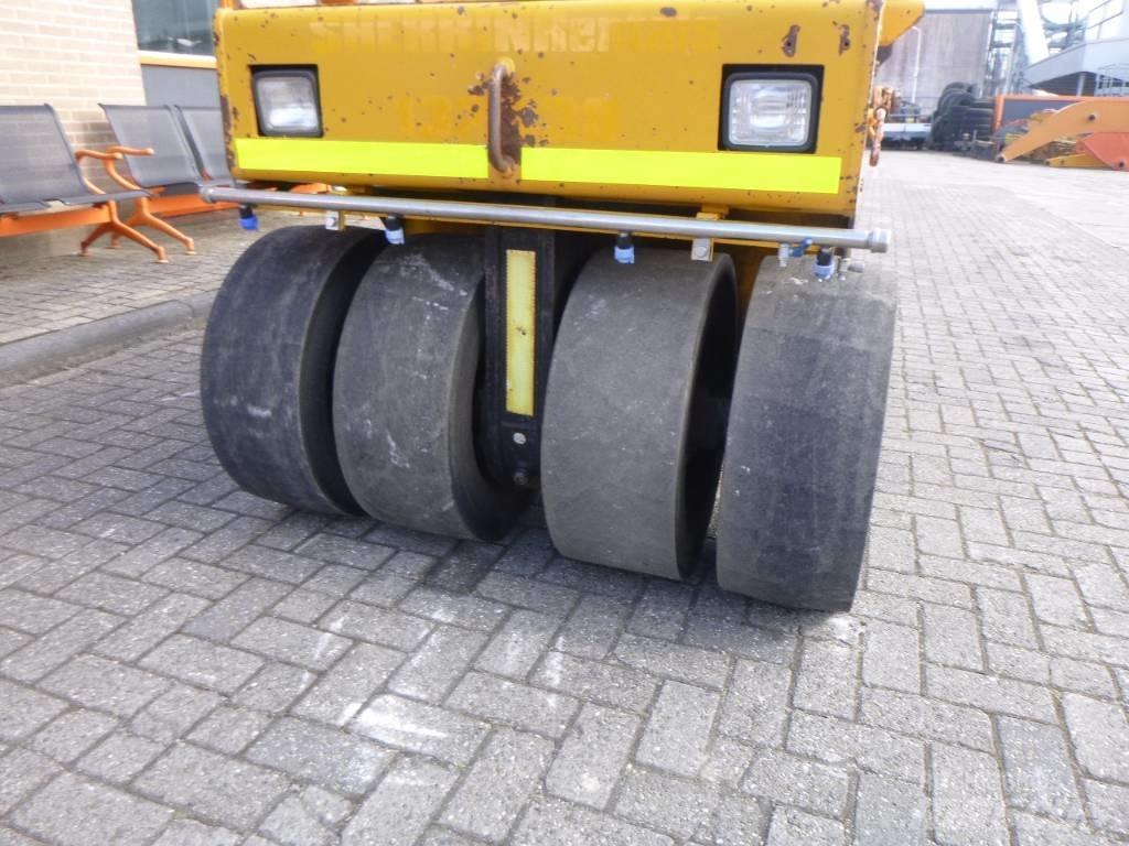 Sakai TS 160 Cilindros Compactadores de pneus