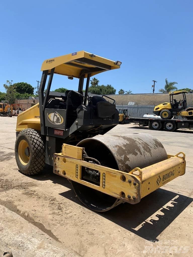 Bomag BW 177DH-50 Cilindros Compactadores monocilíndricos