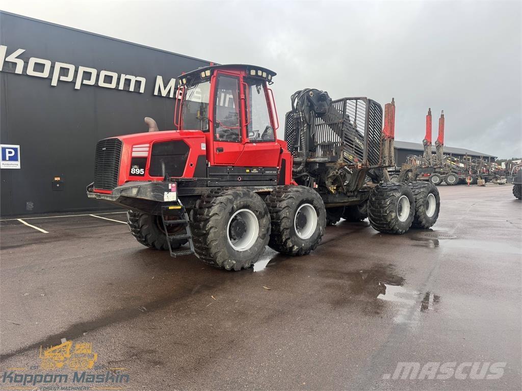 Komatsu 895 Forwarders florestais