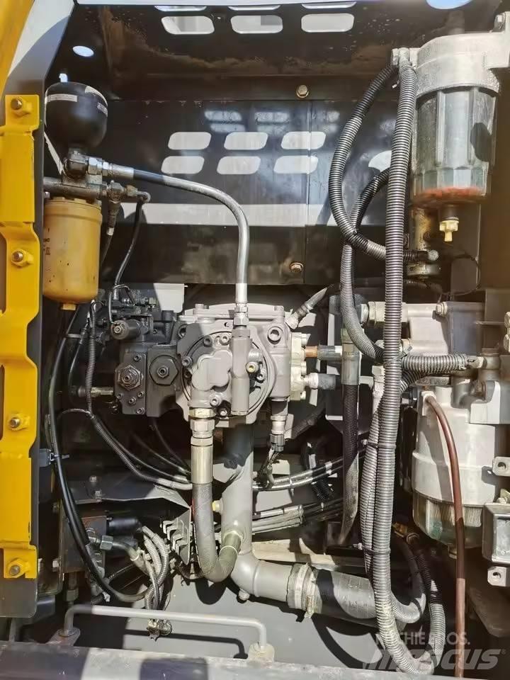 Sumitomo SH130-6 Escavadeiras de esteiras