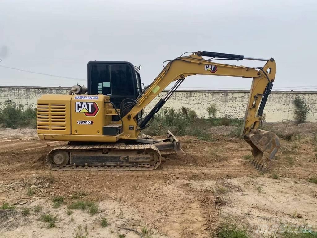 CAT 305.5E2 Miniescavadeiras