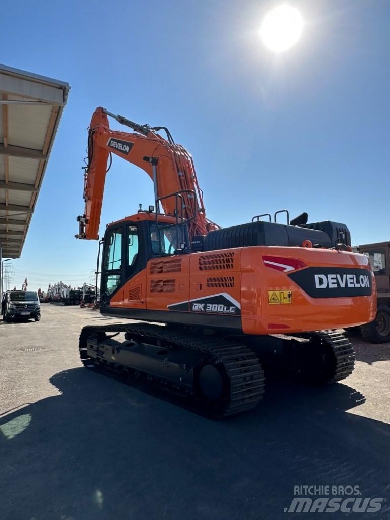 Develon DX300Lc-7 Escavadeiras de esteiras