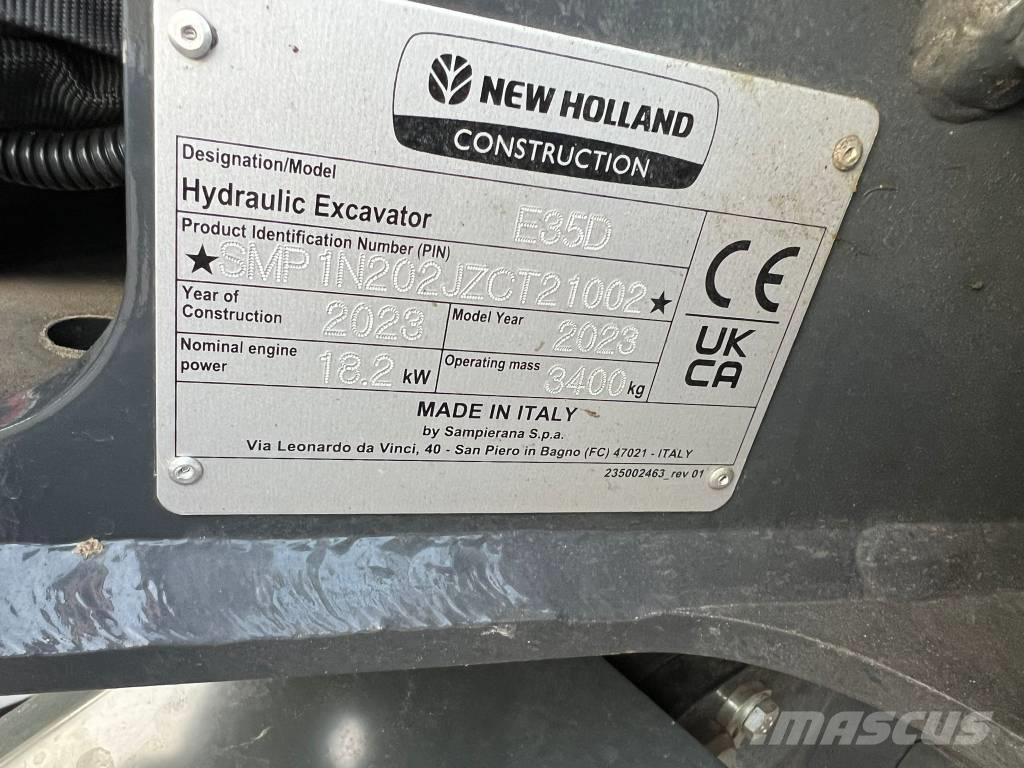 New Holland E 35 D Miniescavadeiras
