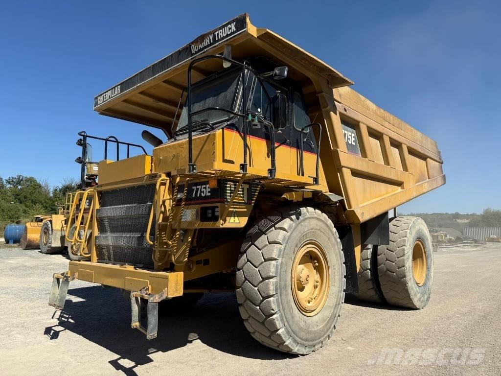 CAT 775 E Camiőes basculantes rígidos