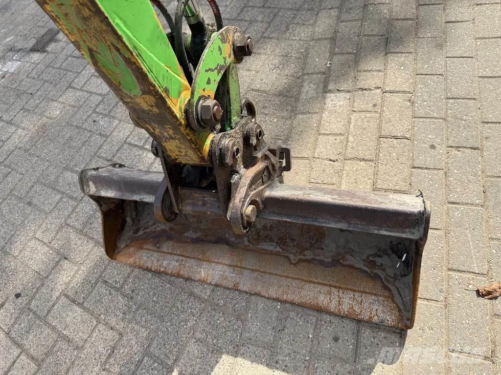 CAT 301.7D Miniescavadeiras