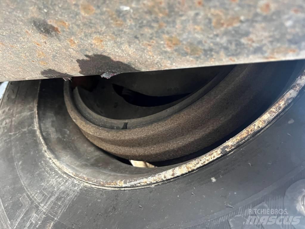 Fontaine 3 axle FBS Reboques estrado/caixa aberta