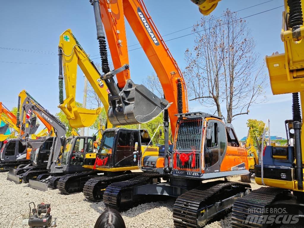 Doosan 225 LC Escavadeiras de esteiras