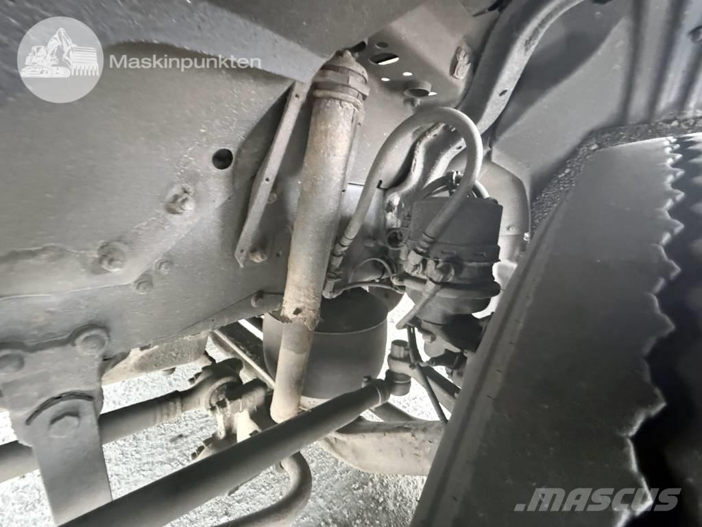 Scania R 480 LB Caminhões de caixa fechada