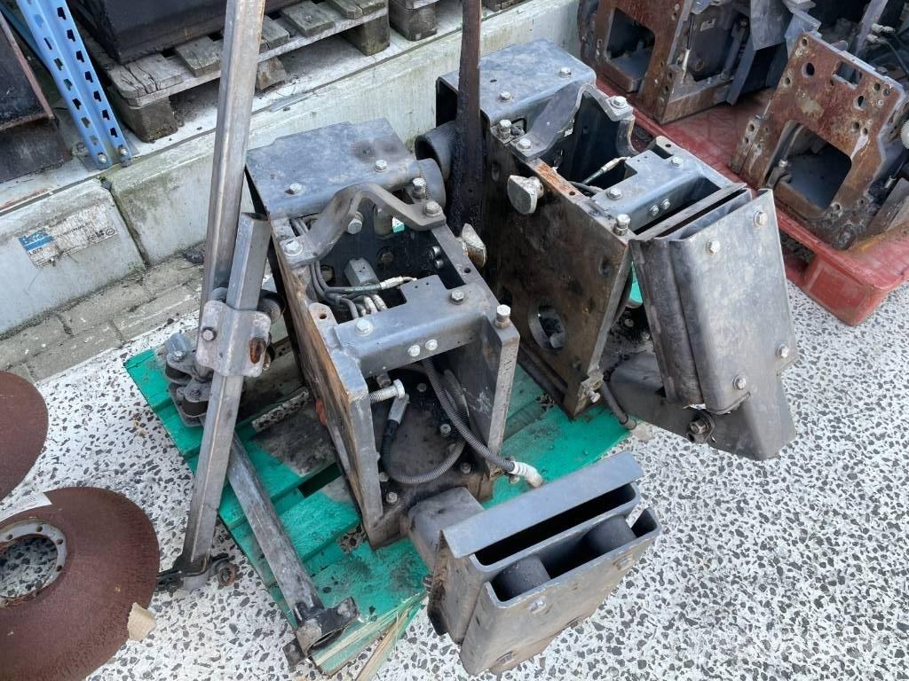 Bomag BF 700 C-2 Espalhadoras de asfalto