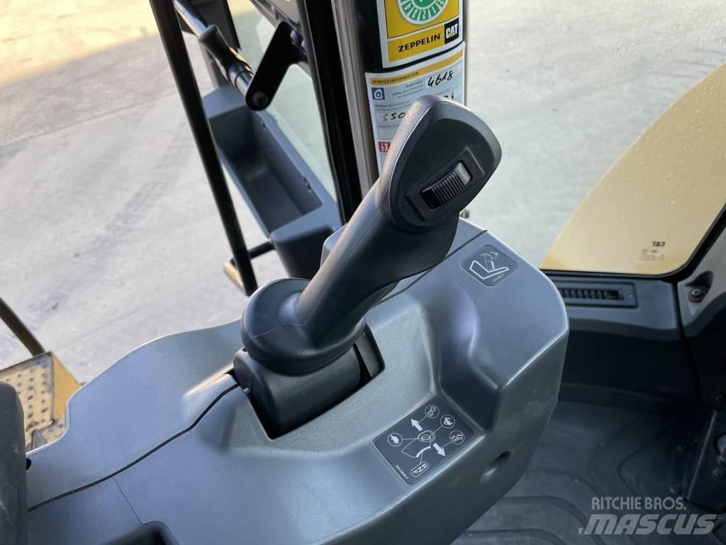 CAT 950M Carregadeiras de rodas