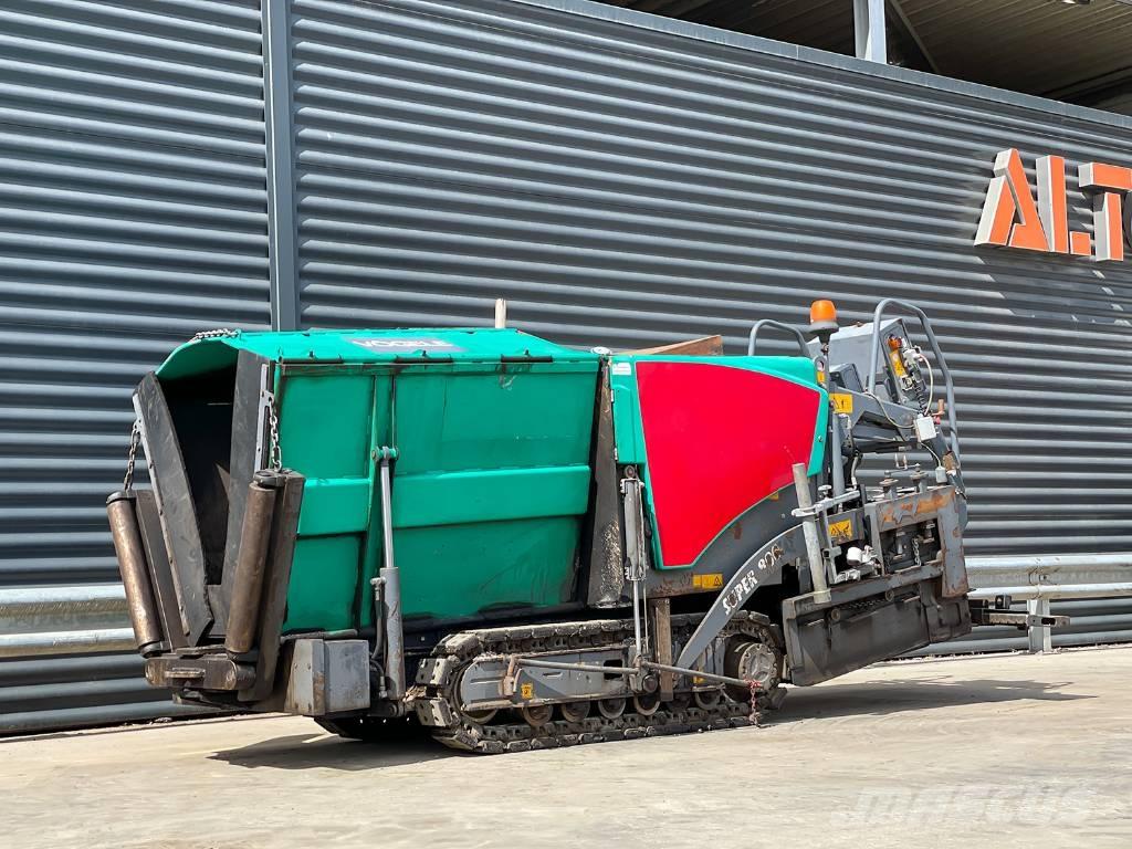 Vögele SUPER 800 Espalhadoras de asfalto