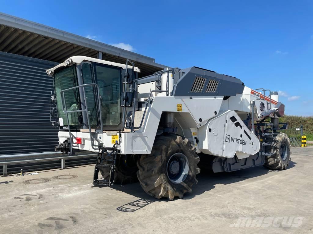 Wirtgen WR 240i Recicladores de asfalto
