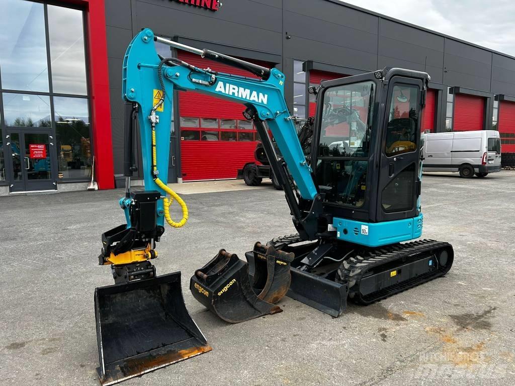 Airman AX 26 U-7 Miniescavadeiras