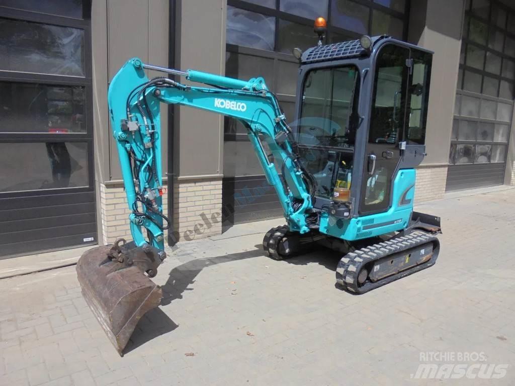 Kobelco SK 17 SR-3 Miniescavadeiras