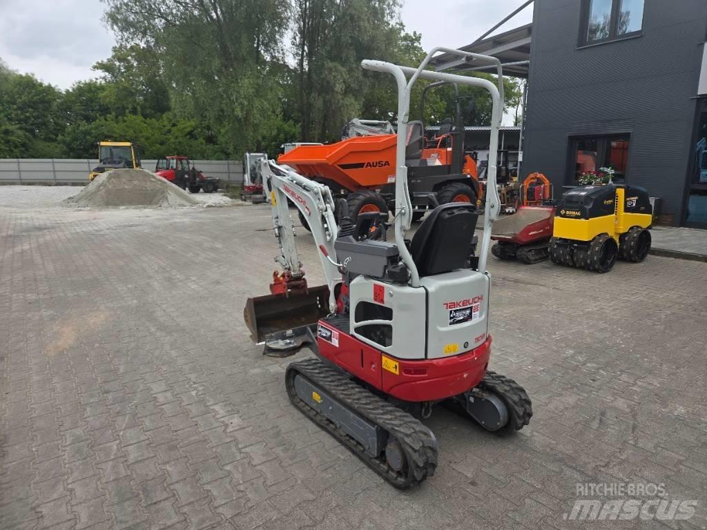 Takeuchi TB 210 R Miniescavadeiras