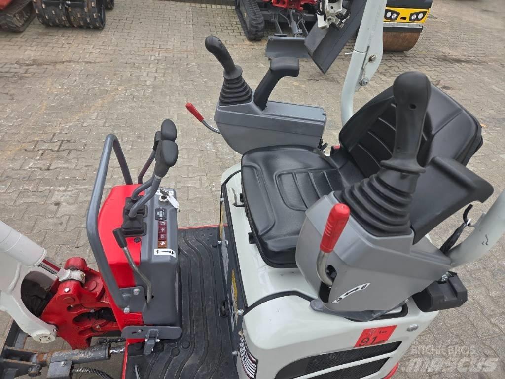 Takeuchi TB 210 R Miniescavadeiras