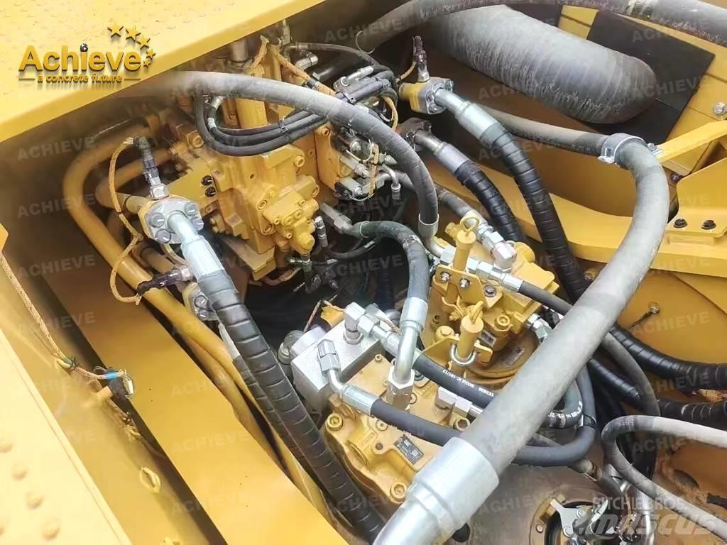 CAT 352 Escavadeiras de esteiras