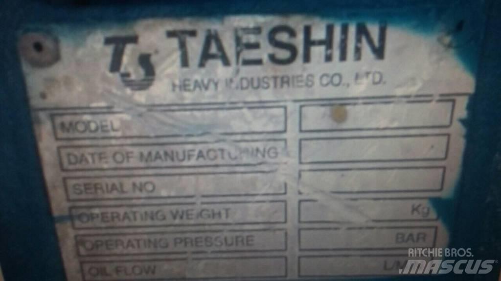  TAESHIN tb 35 Martelos de empilhamento hidráulico