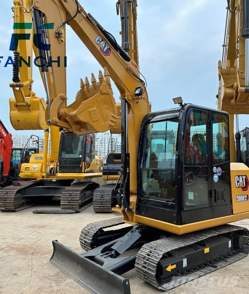 CAT 306E2 Miniescavadeiras