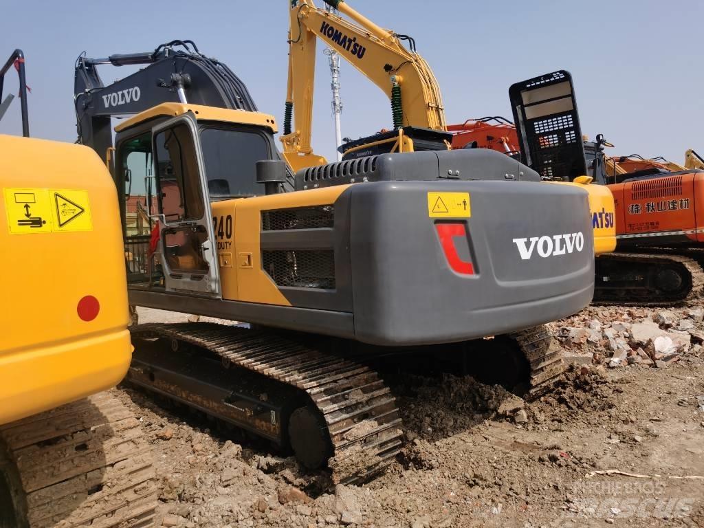 Volvo EC 240 Escavadeiras de esteiras