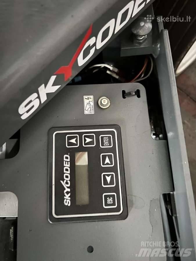SkyJack SJ4732 Elevadores de tesoura