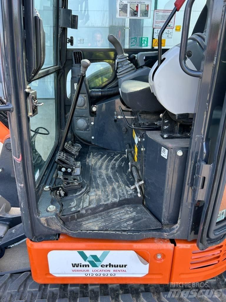Hitachi ZX 26 U-6 Miniescavadeiras