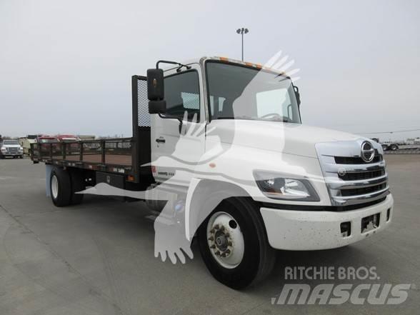Hino 268 Camiões estrado/caixa aberta