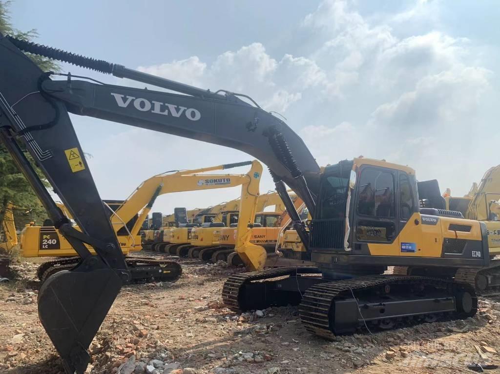 Volvo EC 240 Escavadeiras de esteiras