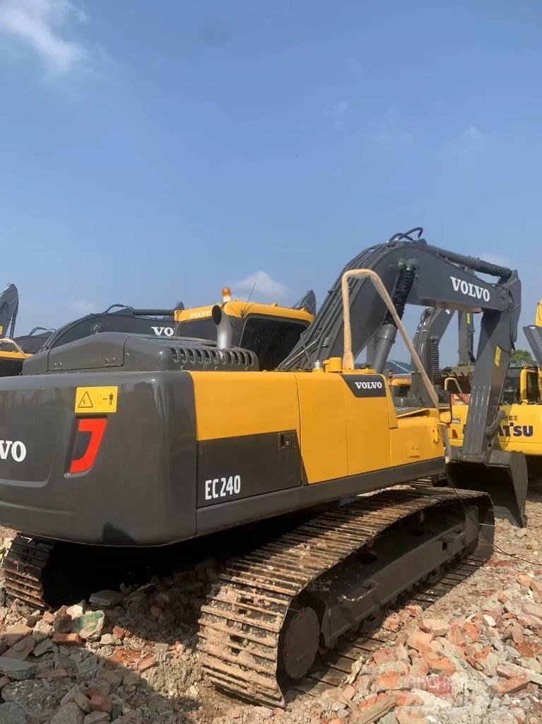 Volvo EC 240 Escavadeiras de esteiras