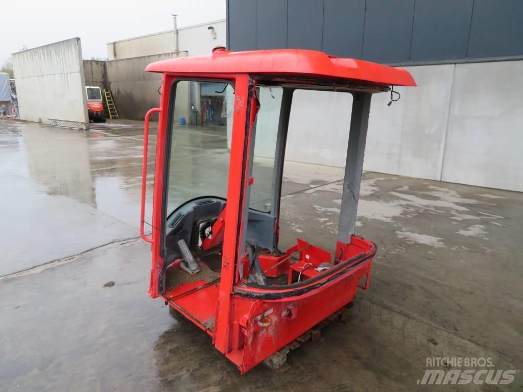 Volvo L 30 B / L 35 Cabina