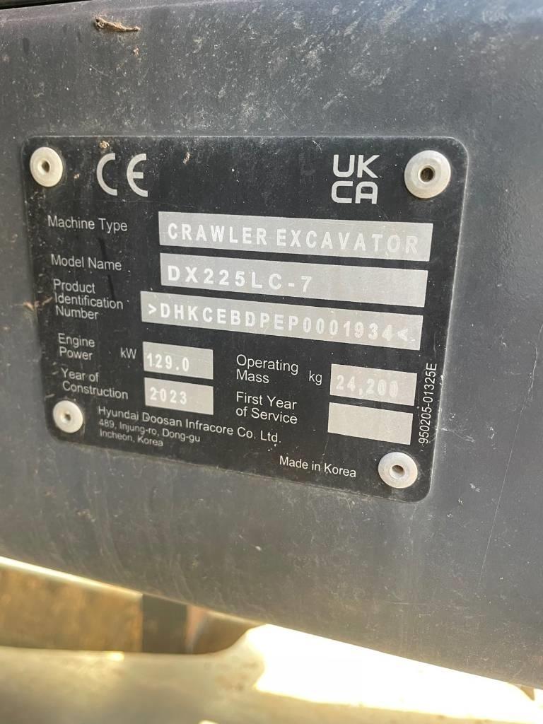 Doosan DX225LC-7 Escavadeiras de esteiras
