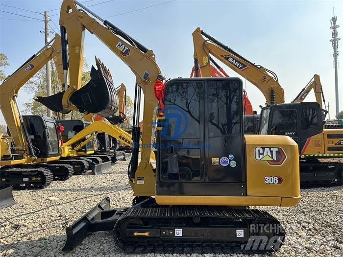 CAT 306E Miniescavadeiras
