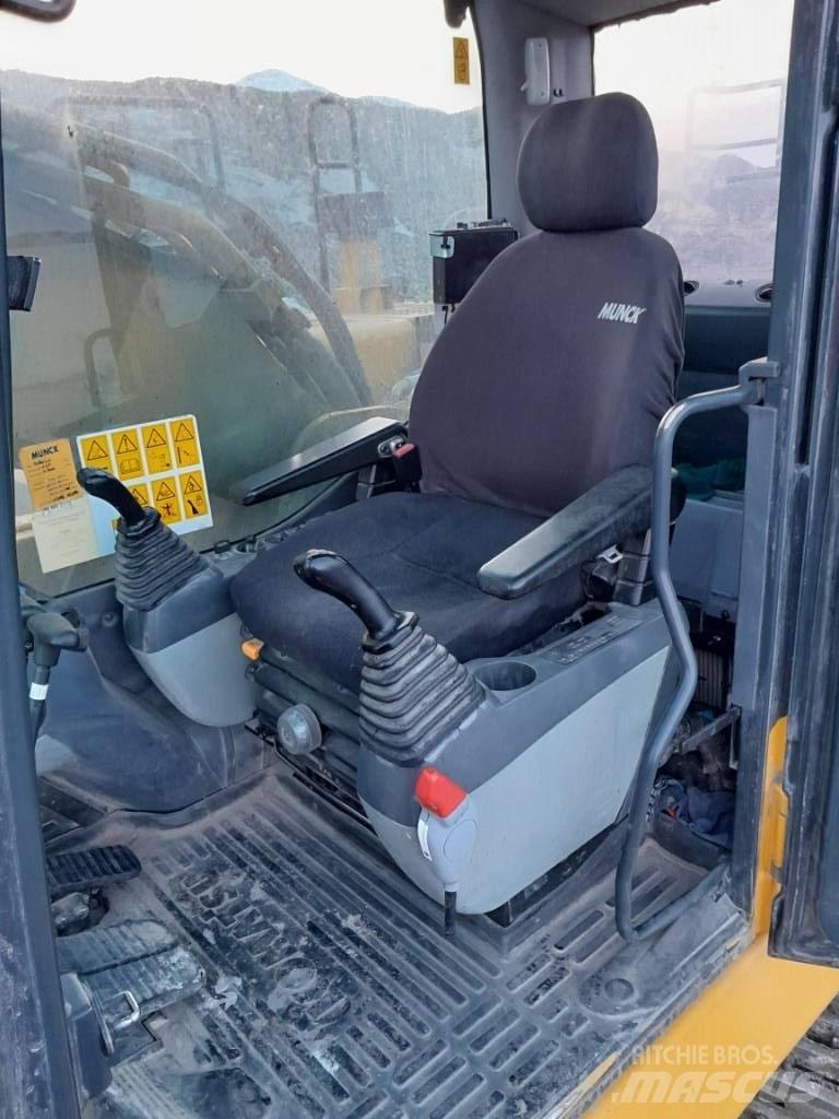 Komatsu PC390LC-8 Escavadeiras de esteiras
