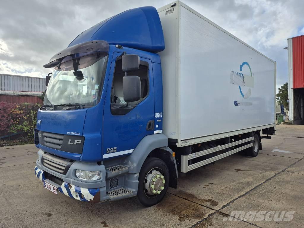 DAF 55.180 CF Caminhões de caixa fechada